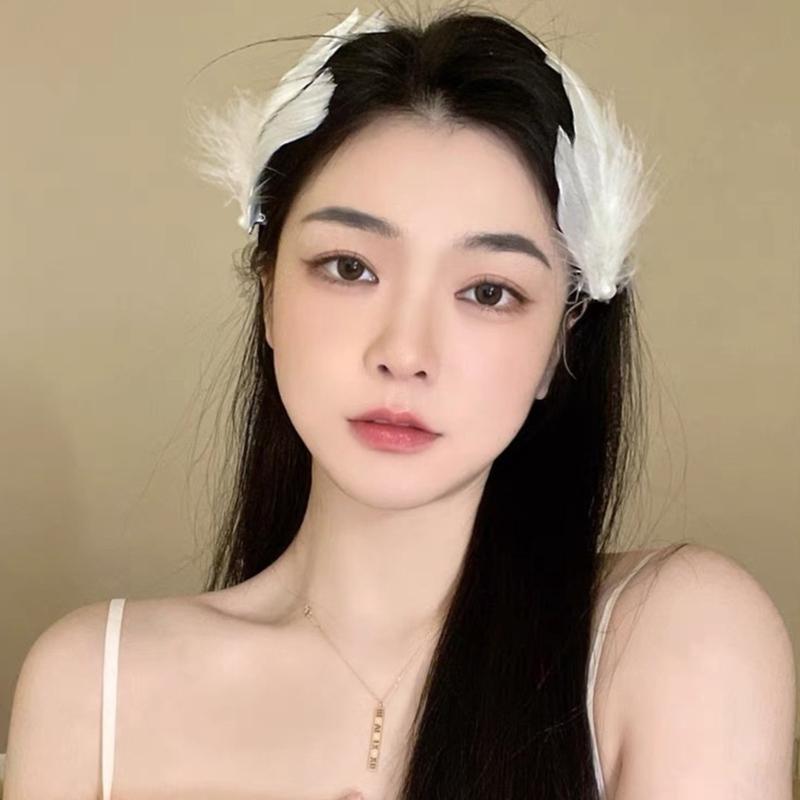 Weiße Feder Design Entenschnabel Haarspange Y2k Haarspange Frühlings Haarspange für Mädchen