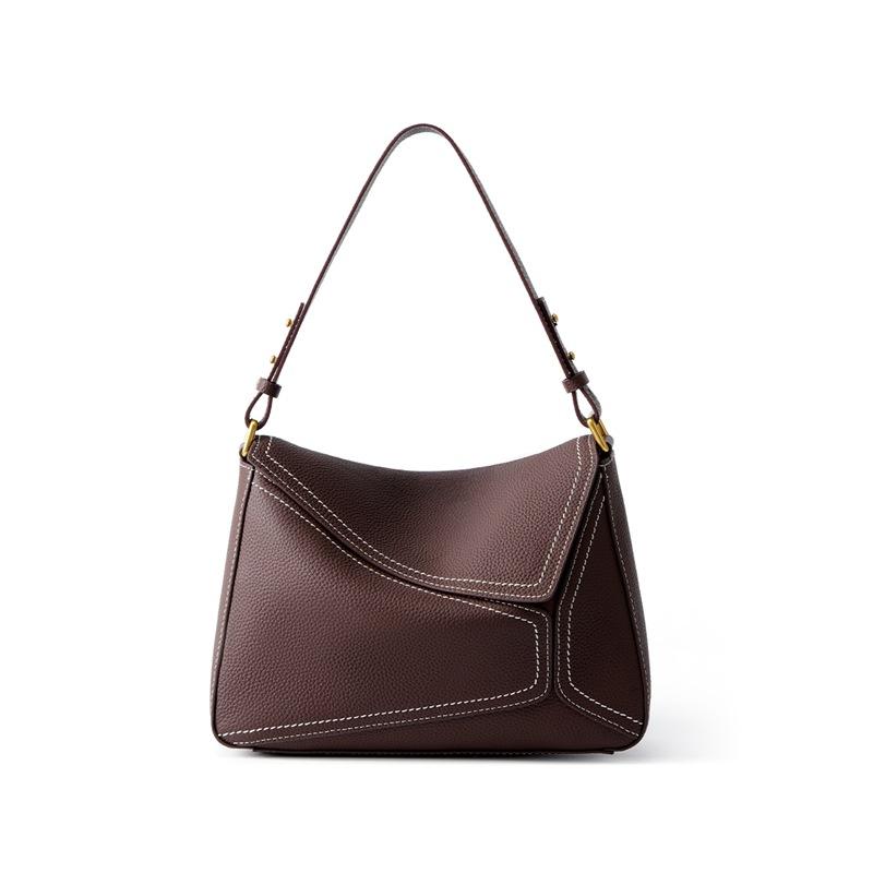 First Layer Cowhide Pillow Bag Fashionable and Versatile Design Sense Niche Messenger Bag Underarm Portable Leather New Shoulder Bag