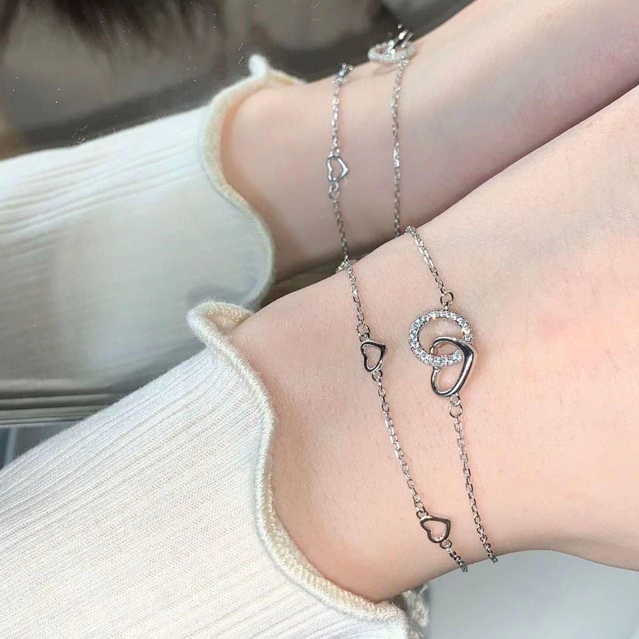 Heart-Shaped Interlocking Chain Bracelet: Women’s Double-Layer, Colorfast, Light Luxury, Perfect Birthday Gift