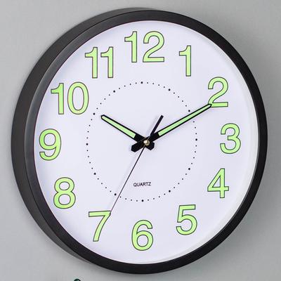Modern 12inch Glow In The Dark Clock Non-Ticking Energy-Saving Silent Quartz Clock Hanging Plastic Digital Clock Living Room
