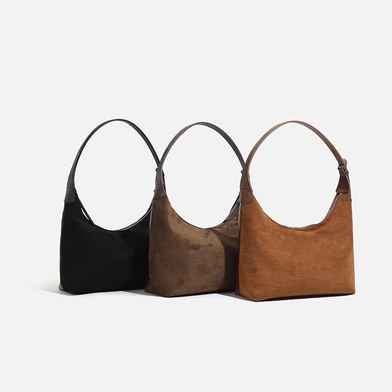 Women's Large Capacity Frosted Retro Shoulder & Crossbody Bucket Bag - Versatile for Autumn/Winter 2024