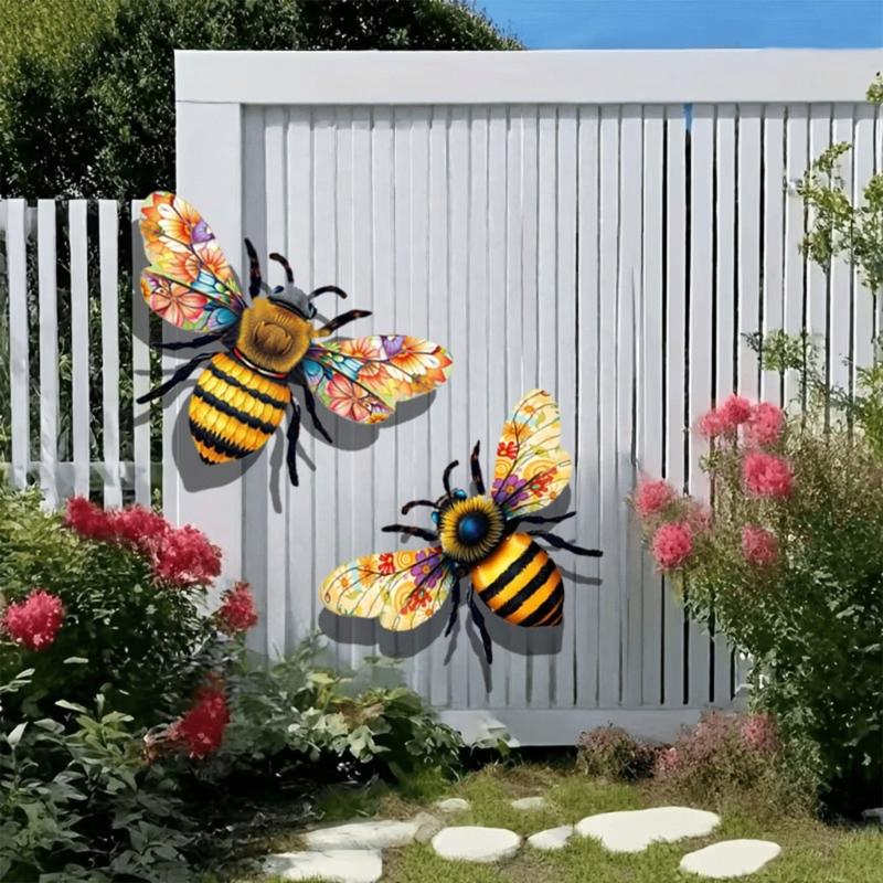 Creative Bees Wall Hanging Decoration For Garden Window Balcony And Outdoor Decoration Handcrafted With Rustproof Finish
