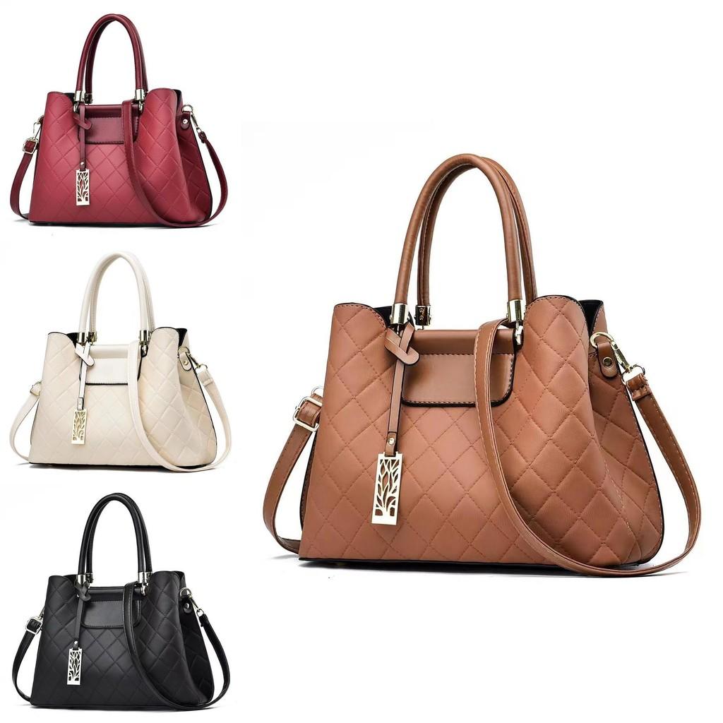 Fashionable Black White Red Casual Handbag For Daily Use With Spacious Design