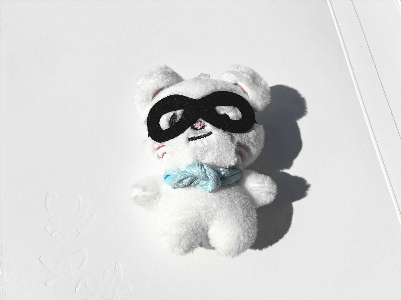 

Брелок-кукла Ли Лунфу от Stray Kids PILOT5 FM Field Week 10 cm