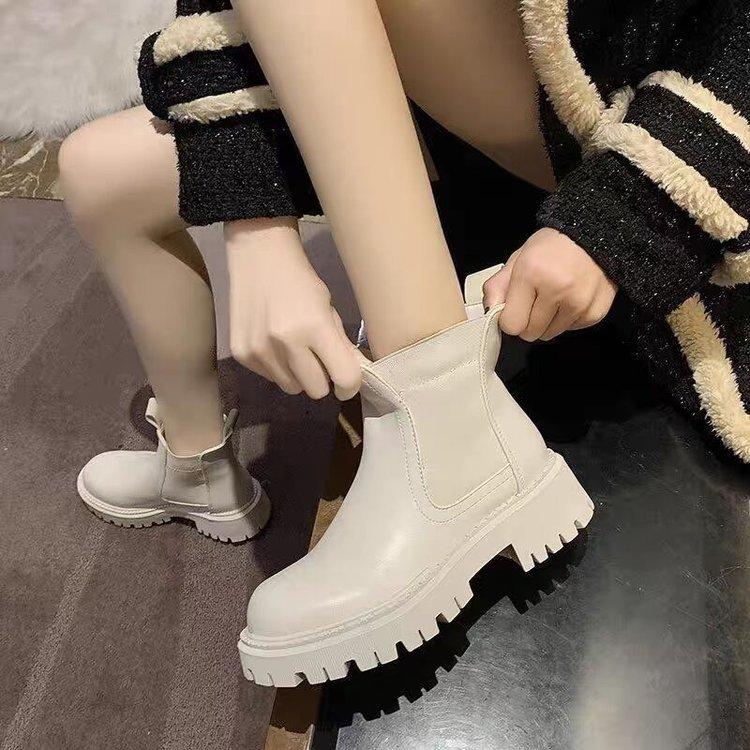 

ins бархатные толстые ботинки Martin женские 2024 осень и зима новые мягкие кожаные универсальные увеличивающие рост короткие ботинки хлопковые ботинки chimney 40