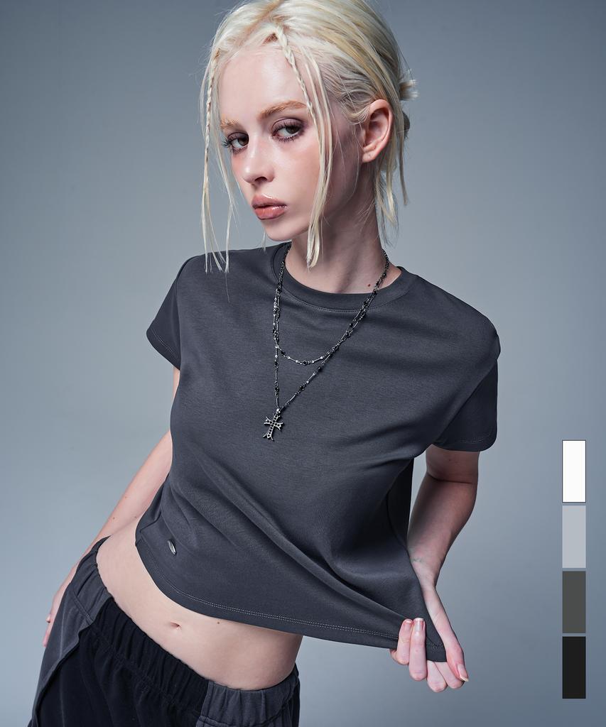 AVANDRESS Elin Matte Round Neck T-Shirt_4 Colors