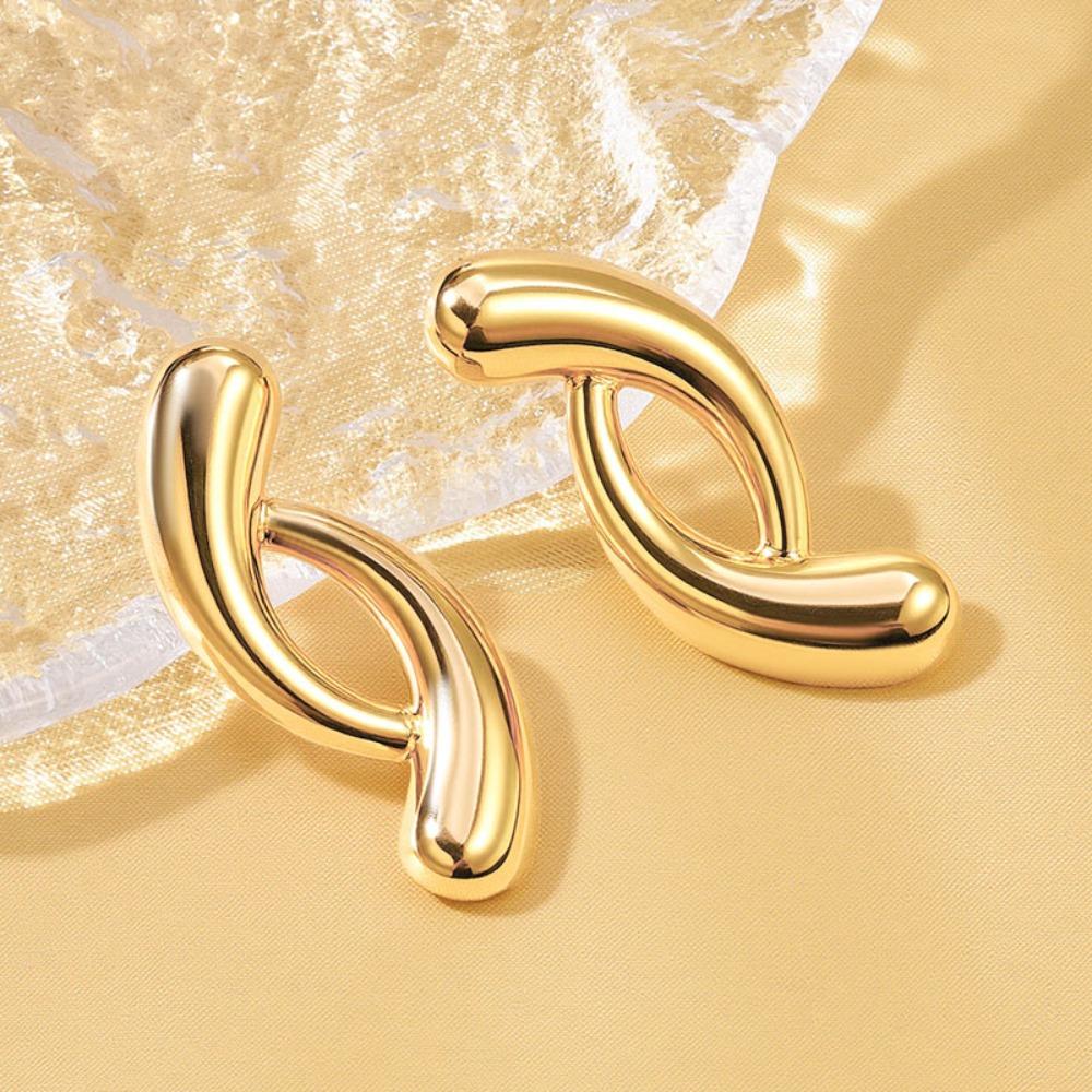 Temperament Simple Stainless Steel Gold Color Hollowed-out Geometry Stud Earrings for Women Retro Fashion Does Not Fade Jewelry