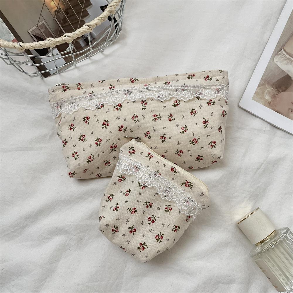 High-value floral large-capacity storage bag, change bag, cosmetics, lipstick finishing bag, going out to wash bag.