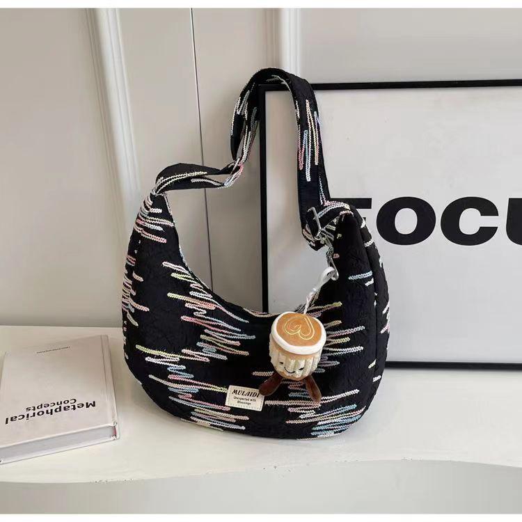 Women's Trendy Summer Dopamine Large Capacity Dumpling Bag - Versatile Crossbody & Shoulder Bag for Students