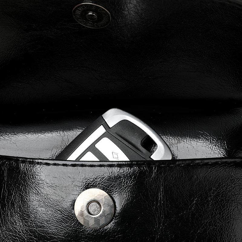 Vintage Leather Crossbody Bag for Women Mini Shell Shape Small Shoulder Bag UP Leather Crossbody Bag, Suitable for Daily Use and Shopping