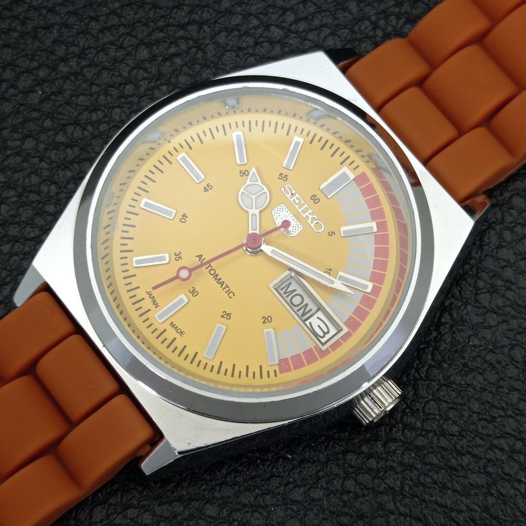 VINTAGE REFURBISHED SEIKO 5 AUTOMATIC 6309A JAPAN MENS YELLOW WATCH a440897-4