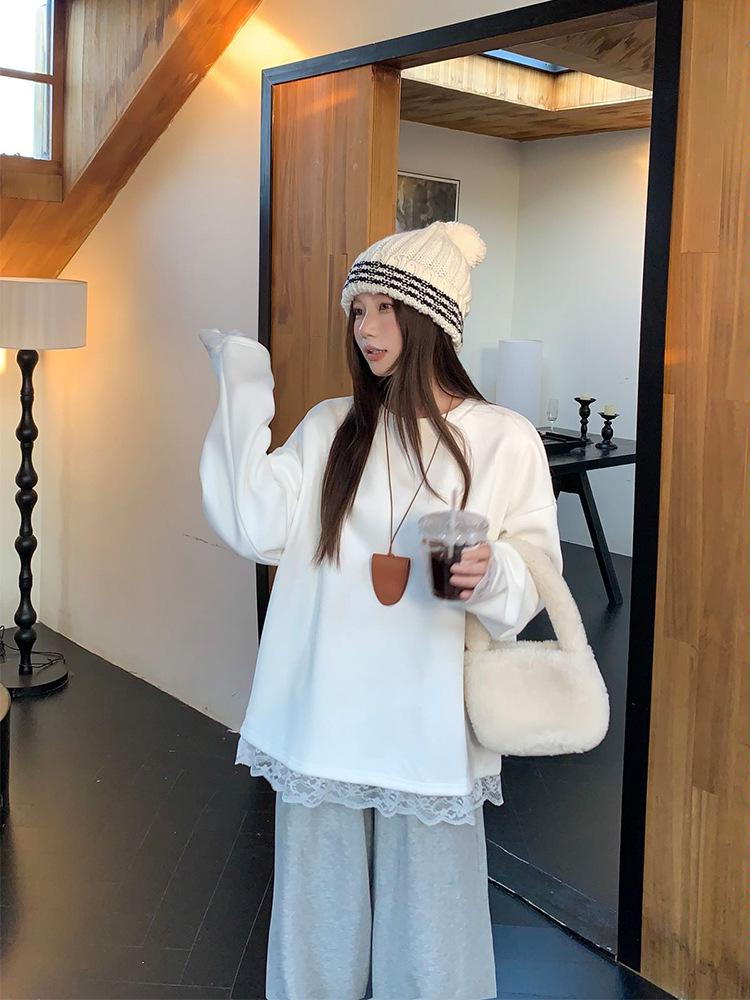 Women's Velvet Lace Long-Sleeve Slimming T-Shirt for Autumn & Winter