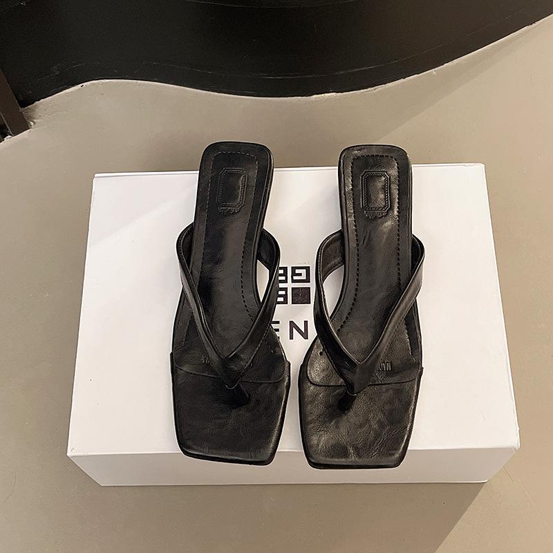 2025 spring and autumn new high-heeled slippers French fashion simple style patent leather fine-heeled flip-flops