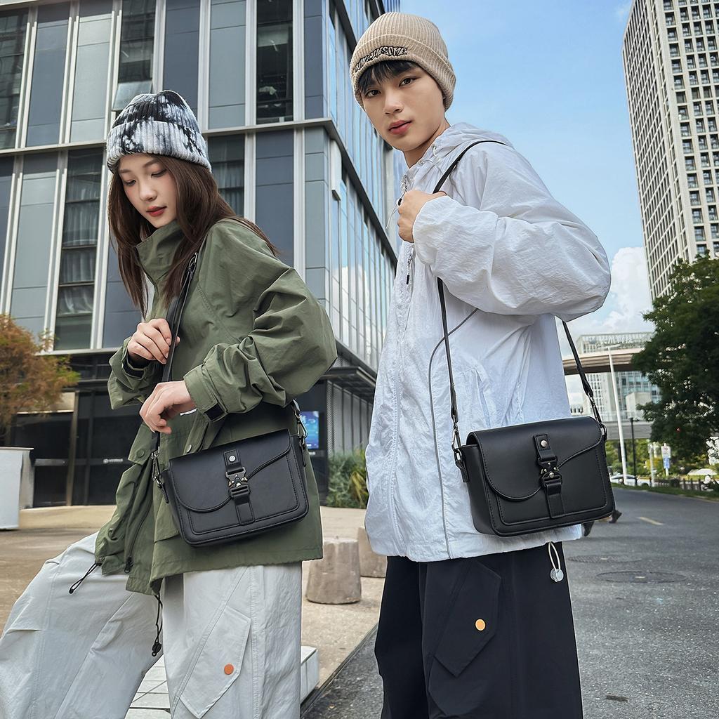 Shoulder Bag Boys Niche High-end Casual Messenger Bag Fashion Trend Texture Small Square Bag Women's Commuter Mobile Phone Bag