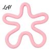 Decorative Dining Table Mat Silicone Coaster Irregular Flower Shape Kitchen Countertop Protector Non-slip Protector Heat Insulation Trivet for Hot