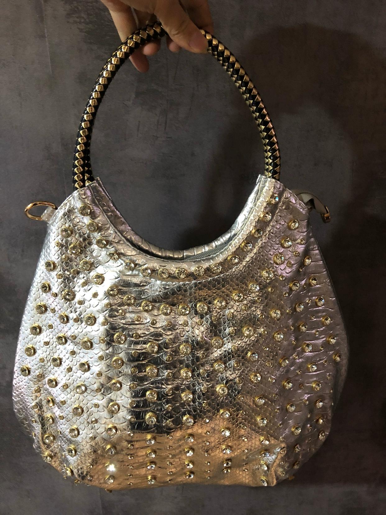 

Новая летняя модная большая сумка с водными бриллиантами, женская сумка через плечо с приливными бриллиантами на одно плечо, универсальная сумка с бриллиантами большой вместимости серебряный