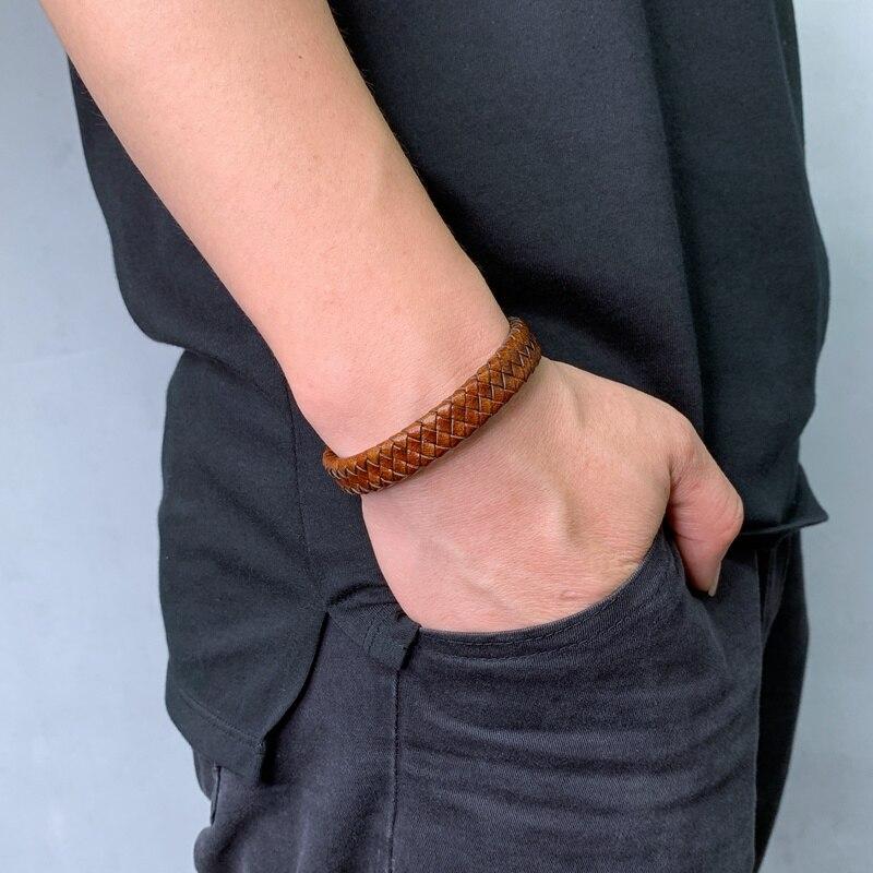 Genuine Leather Bracelet Of Men Brown Leather Black Stainless Steel Clasp Fashion Bangles Jewelry WristBand Gift
