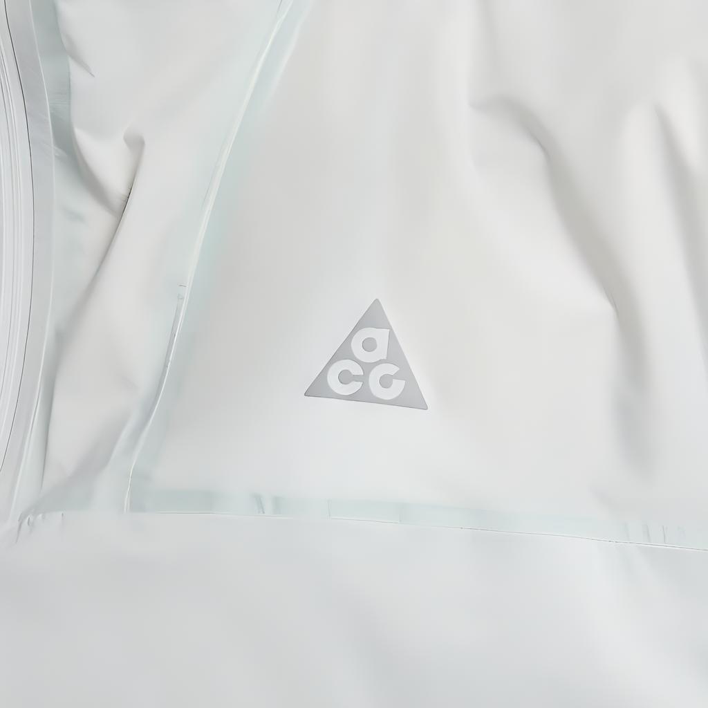 New Nike Jackets & Coats Women's Photon Gray FN1966-025