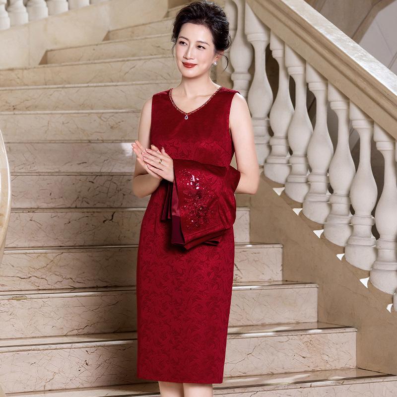 2025 Autumn Collection Wine Red Qipao Dress - Elegant Two-Piece Wedding Banquet Outfit