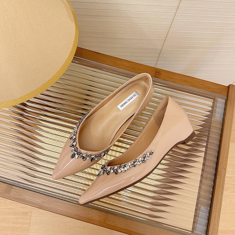 Pointed Toe 5cm Height-Increasing Nude Rhinestone and Black Patent Leather Flats