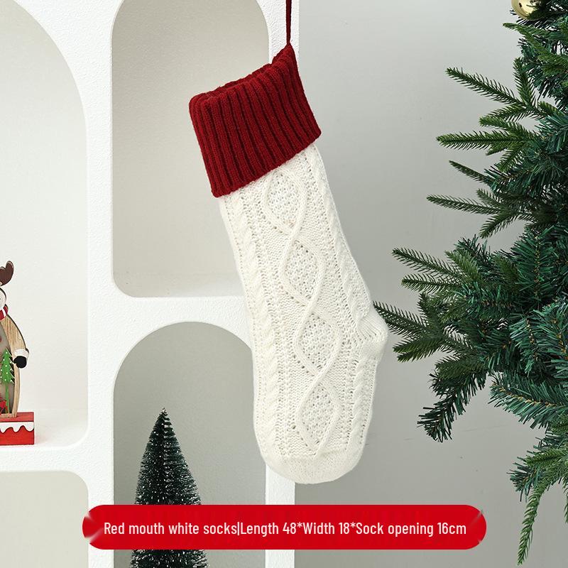 Pink Cartoon Christmas Stockings: Children's Gift Bags with Rooftop Santa Design for Candy & Tree Decorations