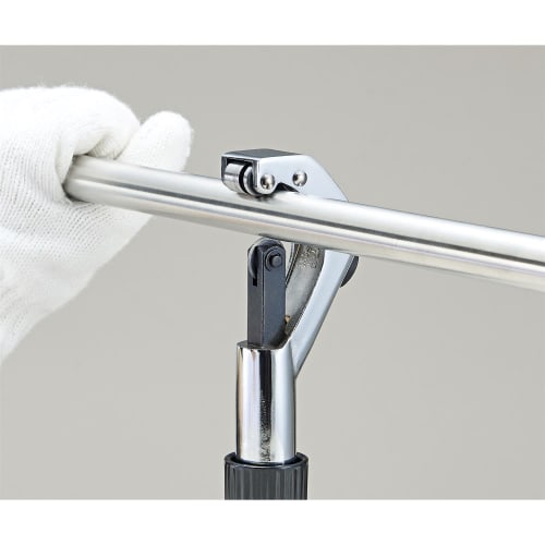 Cogit Simply Clamp the Pipe and Turn It Around To Easily Cut It. Waste Pipe Cutter