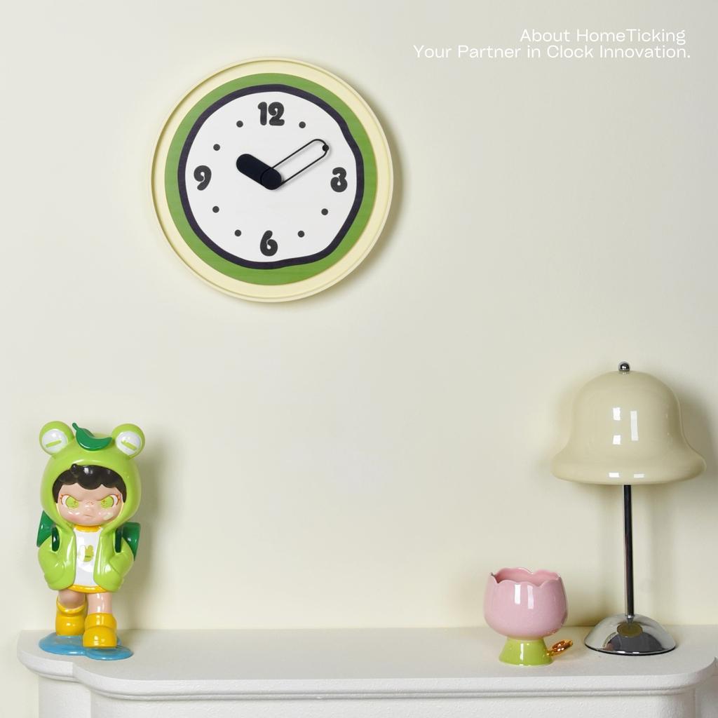 Cute Cream Style Interesting Clock Wall Clock Living Room White Wall Home Grille Decoration Suspended Quartz Clock