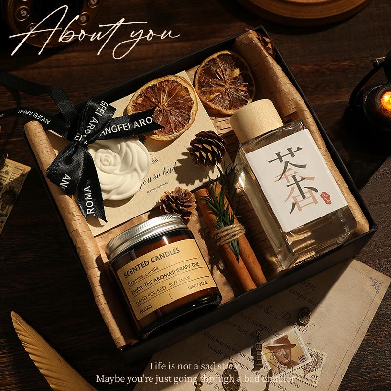 Luxury Soy Wax Aromatherapy Candle Gift Box for Weddings, Birthdays, Colleagues, and Decorative Keepsakes