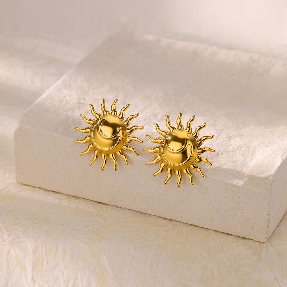 Grotesque Stainless Steel Earring for Women Vintage Gold Color Charm Stud Earrings Wedding Jewelry Accessories Memorial Gifts
