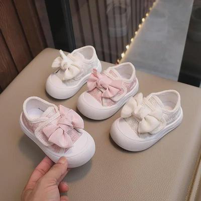 Minkštapadžiai princesės bateliai: Kvėpuojantys drobės bateliai mažoms mergaitėms (0-1 metai)