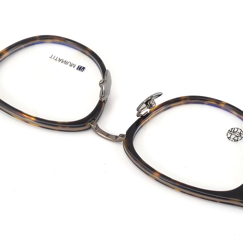 Pure Titanium Unisex Retro Round Glasses Frame with Blue Light Blocking Myopia Lenses for Women and Men