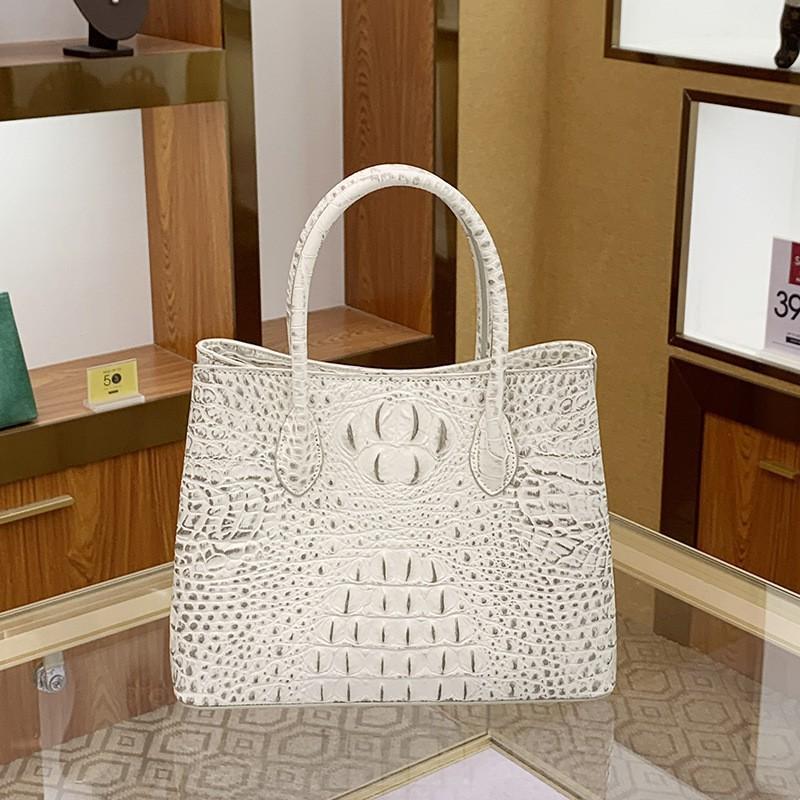 

High-quality Crocodile Pattern Women s Bag 2025 New Cross-body Large Fashionable Shoulder Portable Briefcase білий