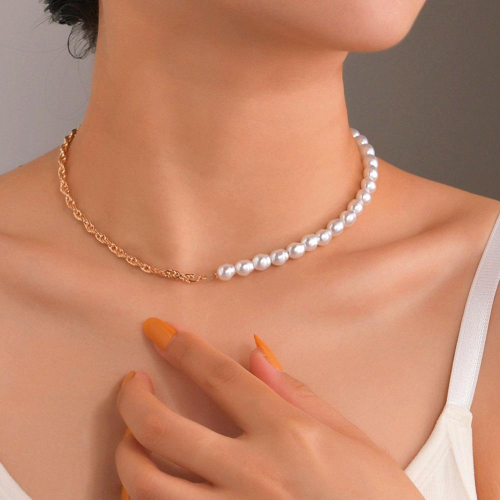 Asymmetrical twist chain, collarbone chain, neck chain, special-shaped imitation pearl necklace, accessories.