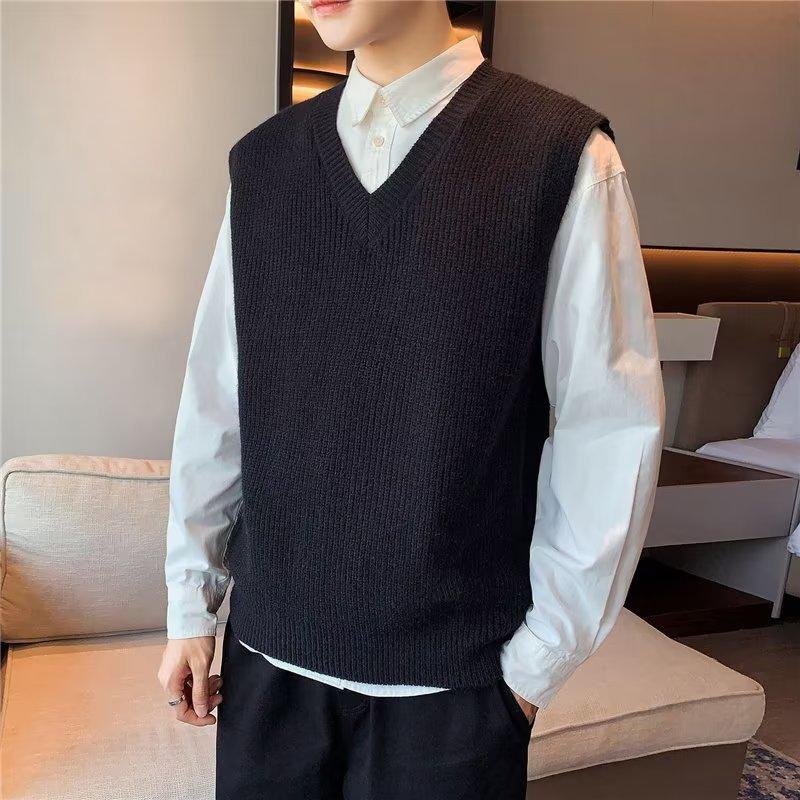 Solid color V-neck vest vest sweater men's 2025 autumn new loose knitted vest top casual trend