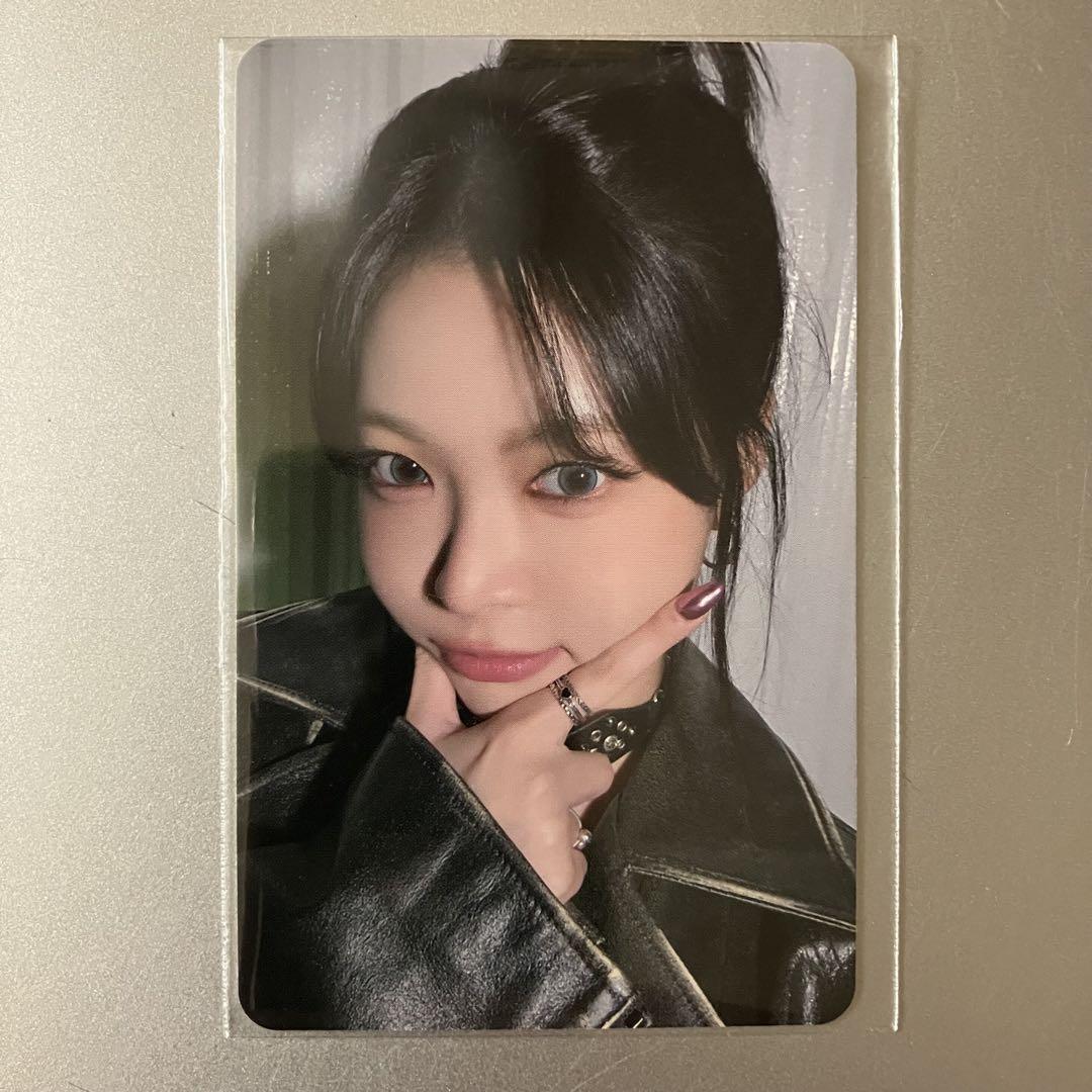 

[USED] LE SSERAFIM CRAZY JOEUN MUSIC Bonus: Eunchae