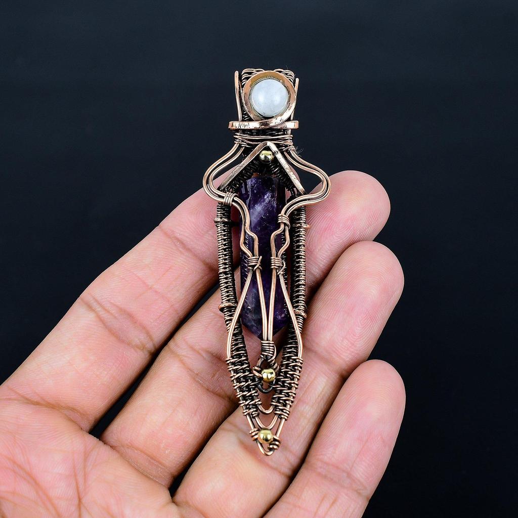 Přívěsek Sage Ametyst, Šperk s drahokamem omotaný měděným drátem 999, Ručně vyráběný šperk Přívěsek s rodným kamenem, Dárek pro něj