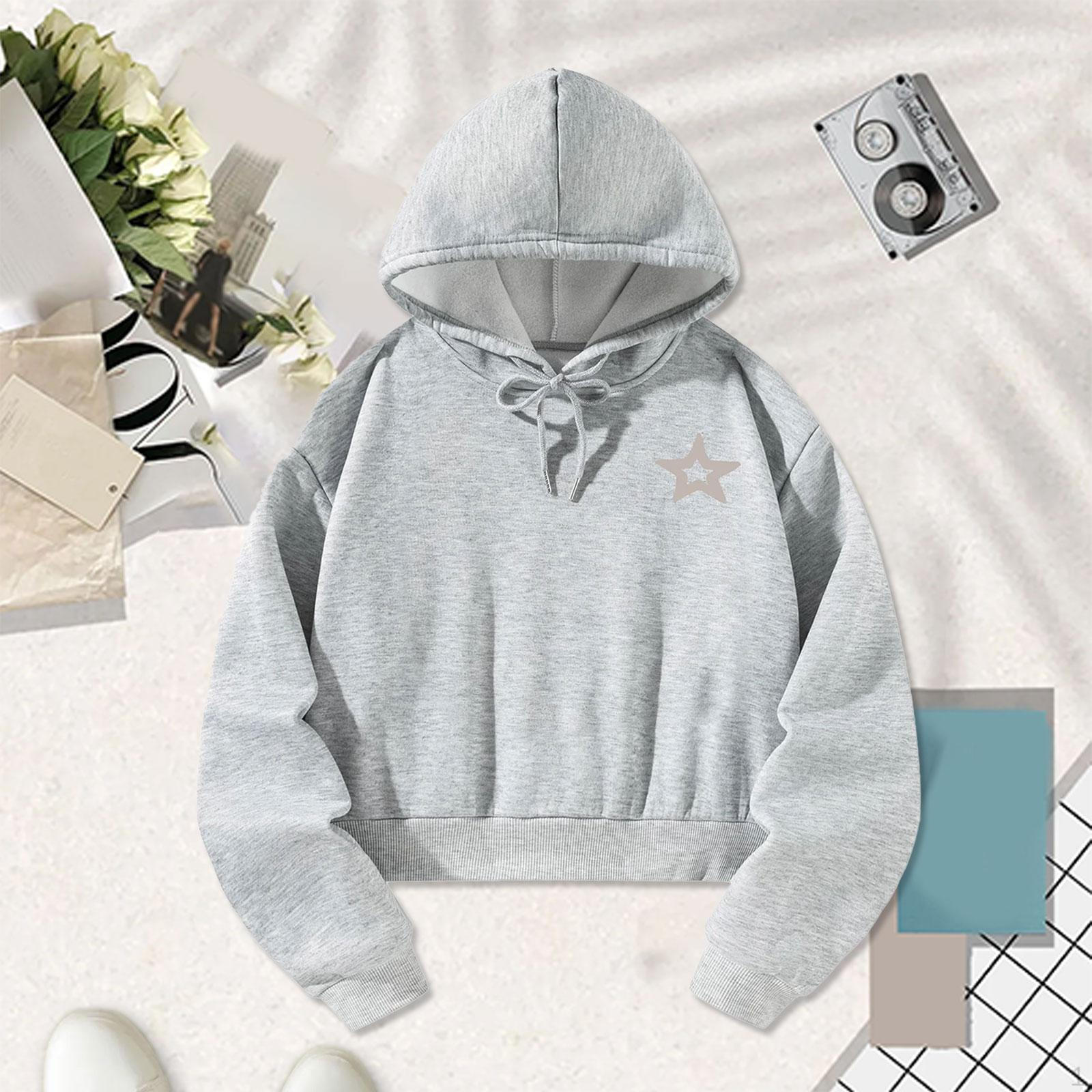 

Стильный женский пуловер с капюшоном для повседневных прогулок