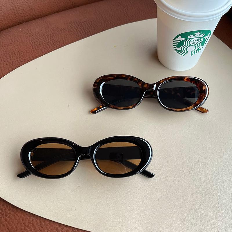 Euro-American Style Sunglasseses Men And Women Timeless Vintage Y2K Oval-shaped Shape Popular Sunglasseses UV Shielding Women's Sun glass