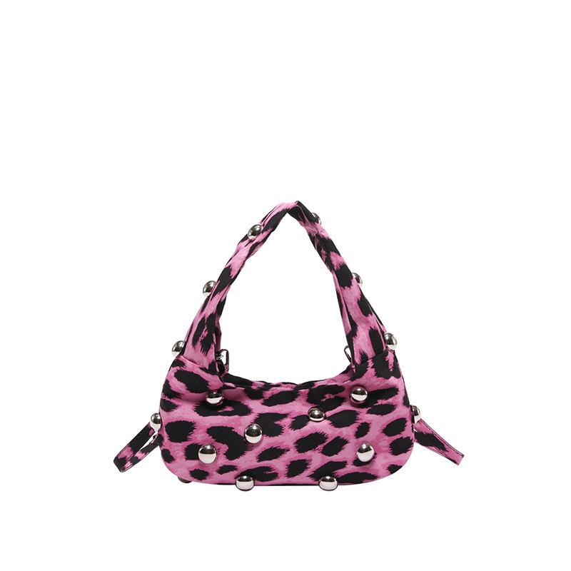 

Модная женская сумка через плечо с леопардовым принтом, женские подмышечные сумки с заклепками