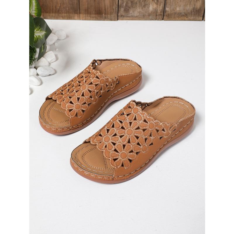Summer New Wedge Slippers Women's 2025 Plus Size Platform Cutout Sandals