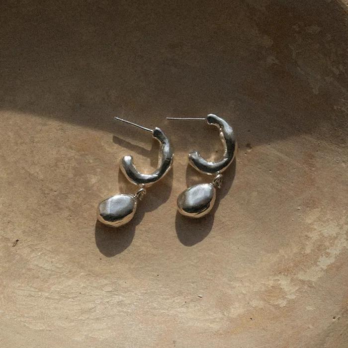 GENTLE STONE EARRING 05