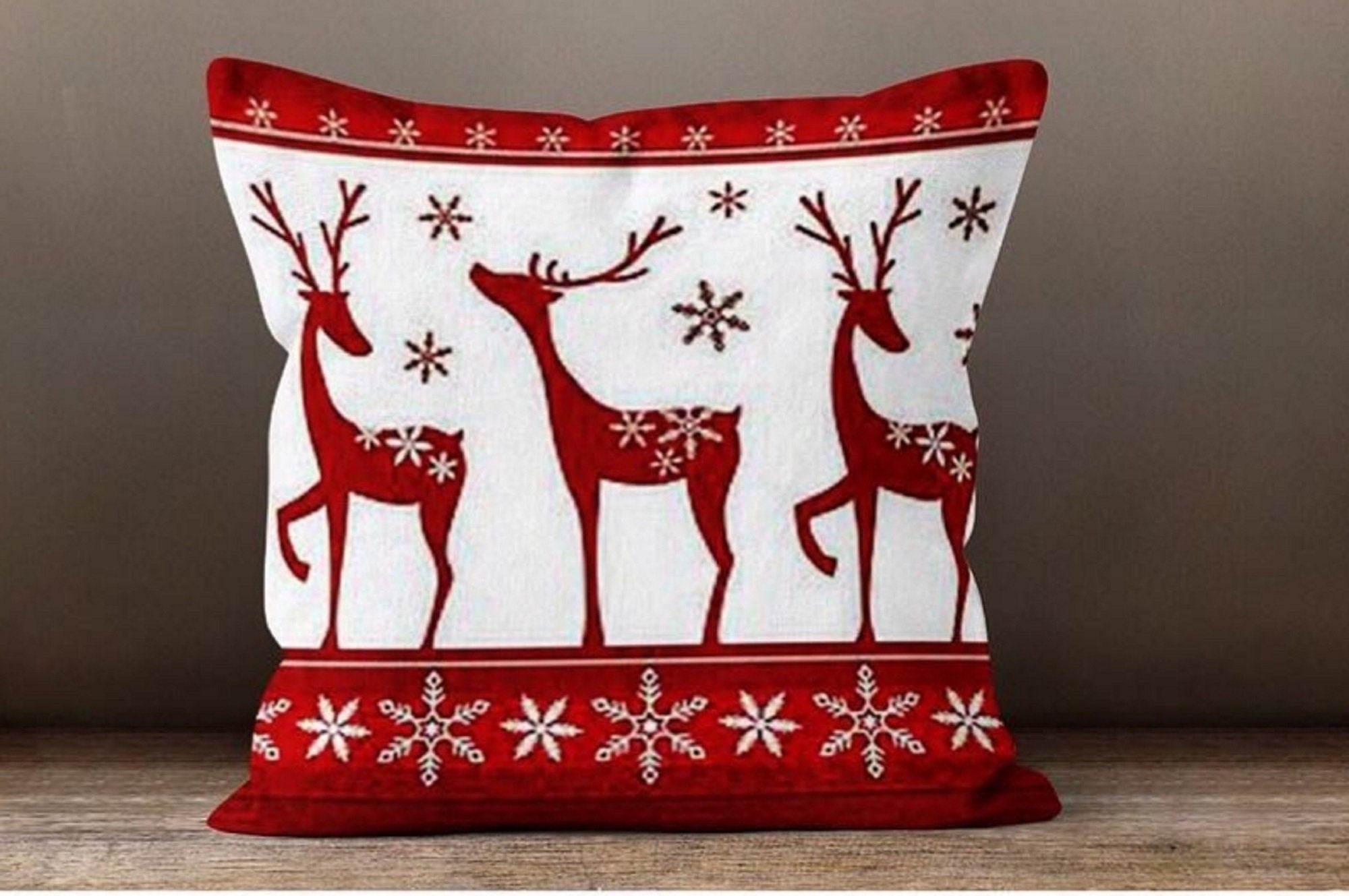 

Snowflake Print Xmas Cushion Case