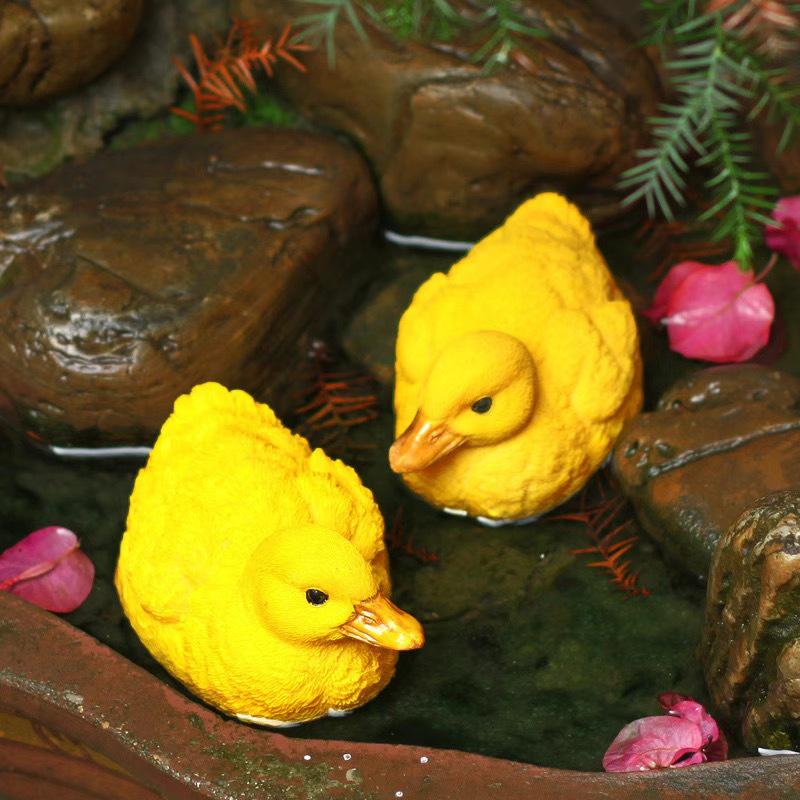 Cute Floating Yellow Duck Ornament for Fish Tanks, Pools, and Ponds