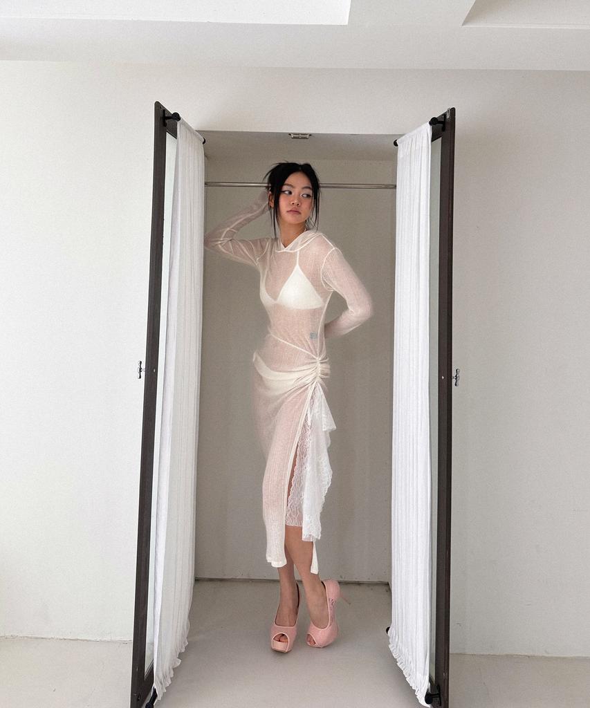 VINAJ Lace Shirring Mix Hooded See-Through Dress (White)