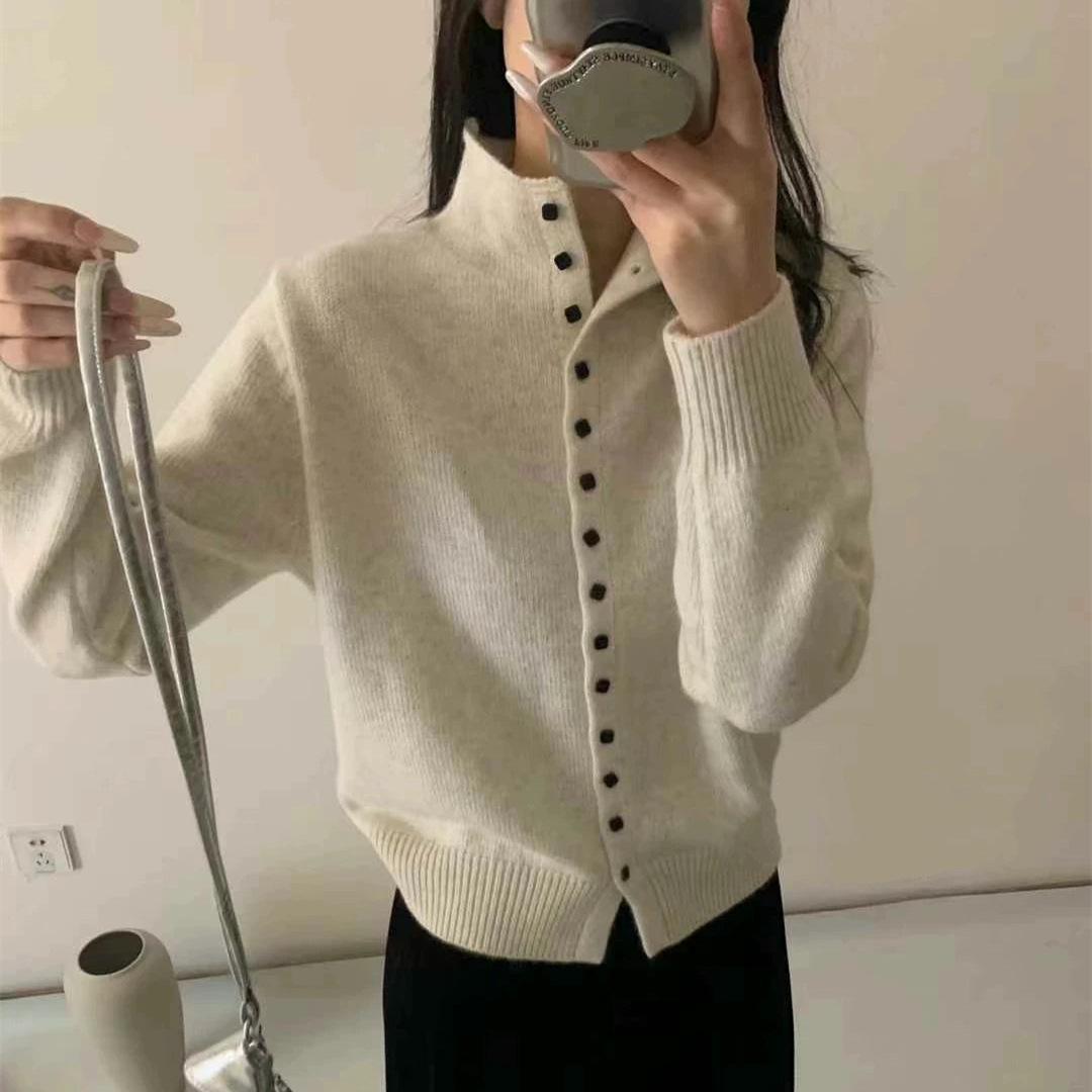 

Autumn and winter new semi-turtleneck button soft waxy knitted cardigan women s outer with solid color long-sleeved sweater jacket One size бежевый