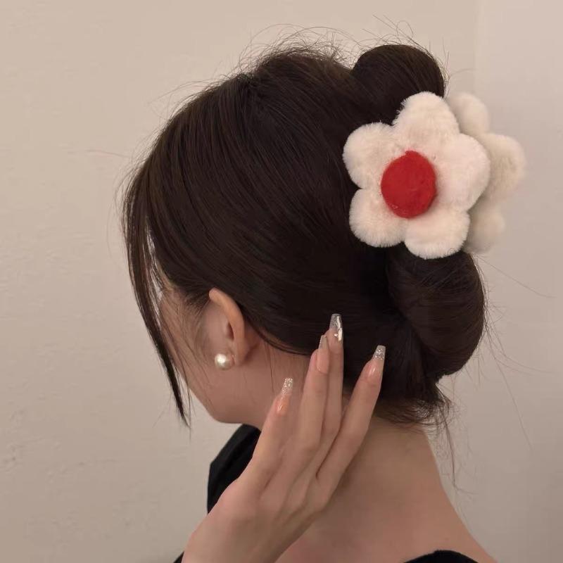 Sweet Flower Hair Clip Girl's Temperament Claw Clip New Plush High Ponytail Claw Clip Fashionable Hair Accessory