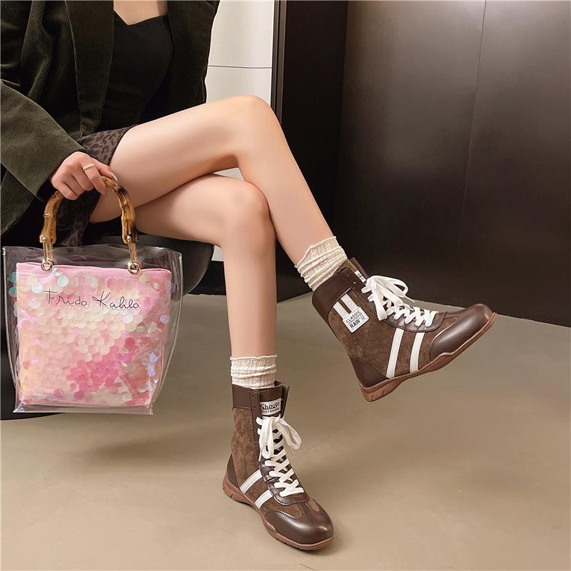 

2025 winter new women s shoes rubber sole fashion sports Martin boots round head muffin sole short tube lace-up boots 40 темно-коричневого