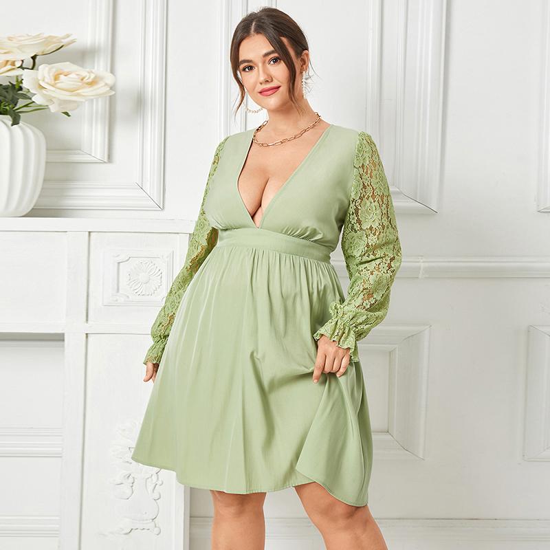 

Весенне-осеннее платье миди с глубоким V-образным вырезом и цветочным кружевом