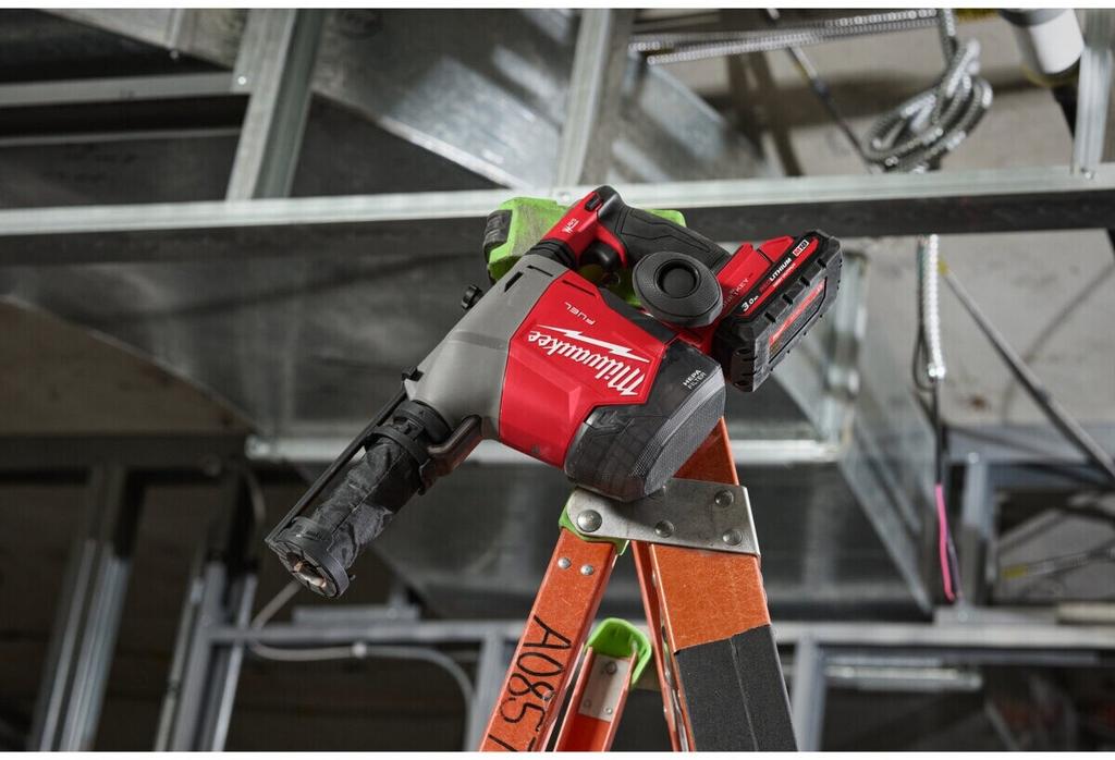 Аккумуляторный комбинированный перфоратор Milwaukee M18FHAFOH16 M18FHAFOH16-302X