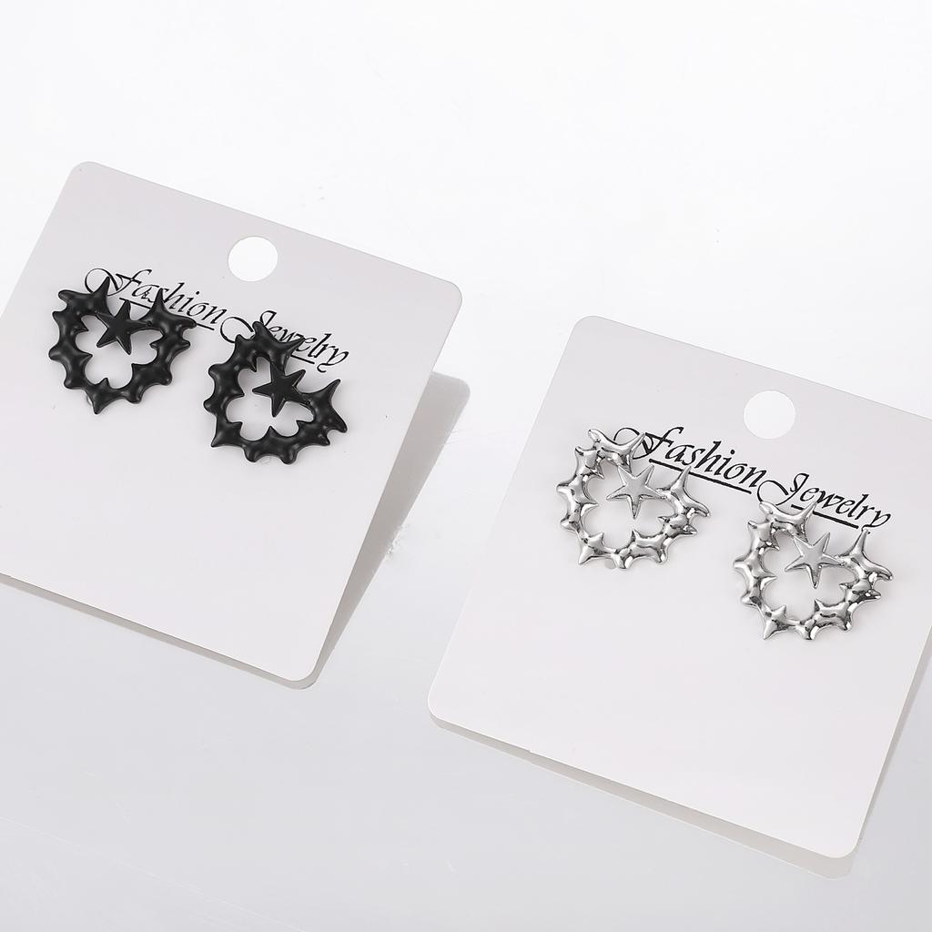 Vintage Punk Thorn Heart Star Gothic Cross Earrings for Women Fashion Jewelry Gifts Accessories Star Crystal Pendant Ear Hooks